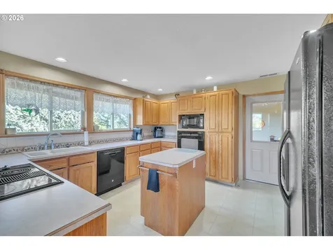 6900 S Schneider Road Canby OR 97013