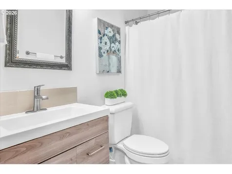 5795 NW 181st Avenue Portland OR 97229