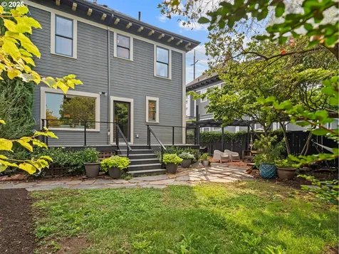 3133 NE Rodney Avenue Portland OR 97212