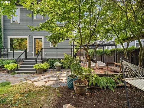 3133 NE Rodney Avenue Portland OR 97212