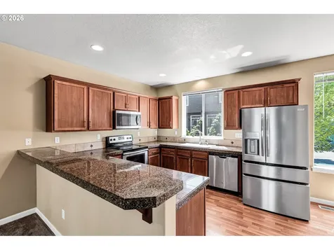 7854 SW Water Parsley Lane Portland OR 97224