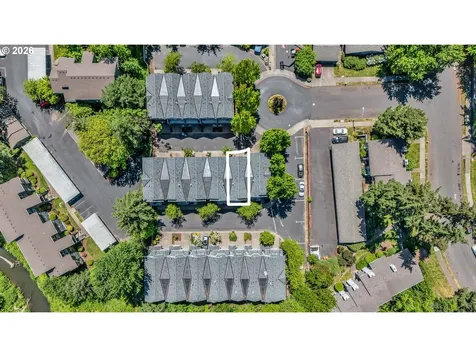 7854 SW Water Parsley Lane Portland OR 97224