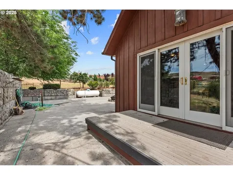 18122 Hulden Lane Arlington OR 97812