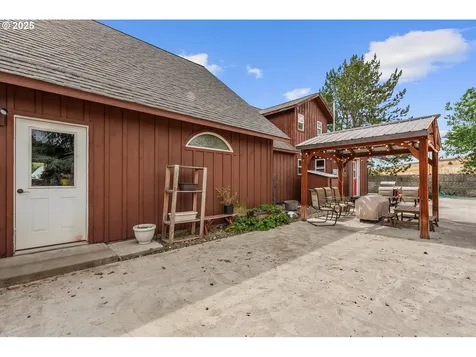 18122 Hulden Lane Arlington OR 97812
