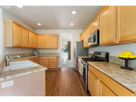 23600 SW Heron Lakes Drive Sherwood OR 97140