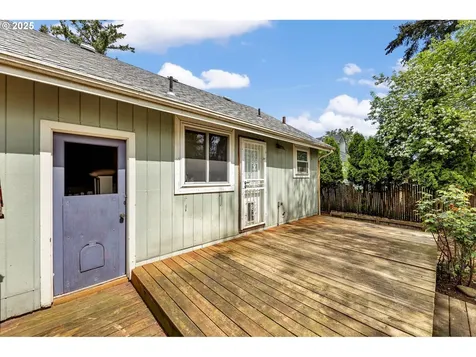 7822 SE Henry Street Portland OR 97206