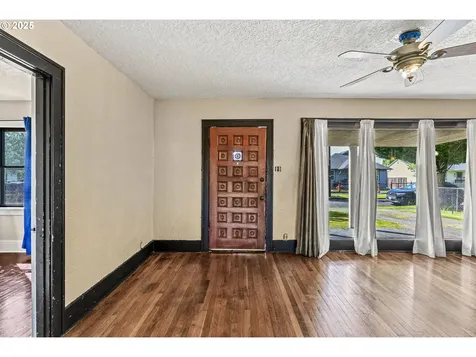530 21st Avenue Longview WA 98632