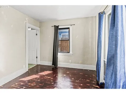 530 21st Avenue Longview WA 98632