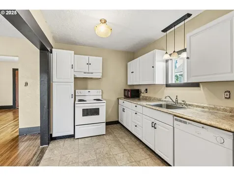 530 21st Avenue Longview WA 98632
