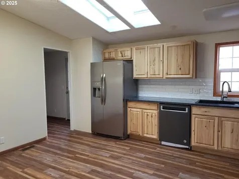 201 NE Blair Street Sheridan OR 97378
