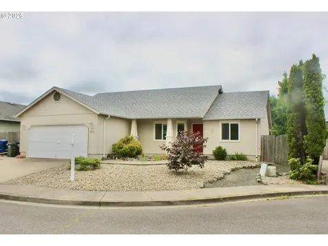 203 Robin Court Creswell OR 97426
