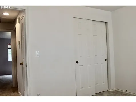 203 Robin Court Creswell OR 97426
