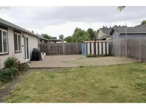 203 Robin Court Creswell OR 97426