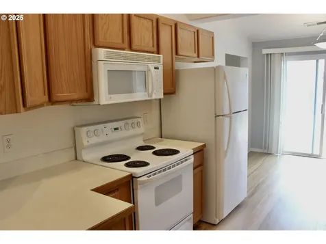 203 Robin Court Creswell OR 97426