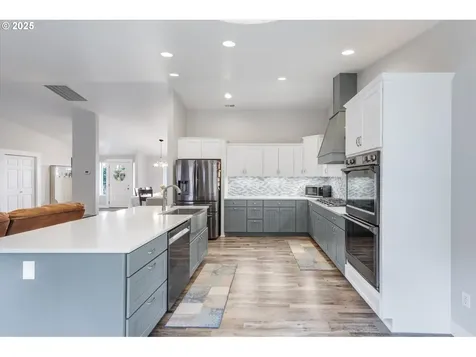 154 Eureka Lane Kalama WA 98625