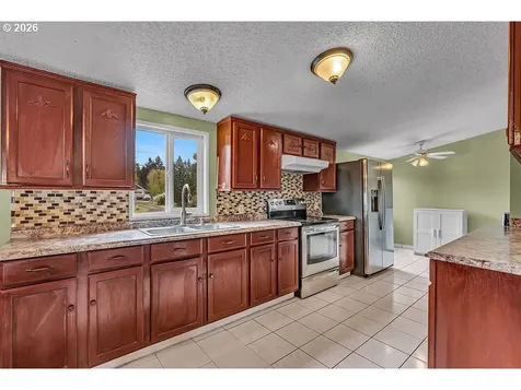 23501 NE Sunnycrest Road Newberg OR 97132