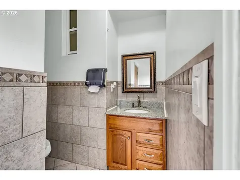 23501 NE Sunnycrest Road Newberg OR 97132