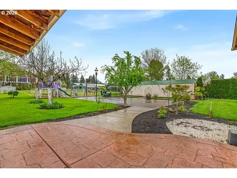 23501 NE Sunnycrest Road Newberg OR 97132
