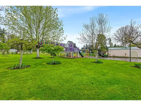 23501 NE Sunnycrest Road Newberg OR 97132