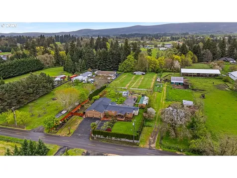 23501 NE Sunnycrest Road Newberg OR 97132