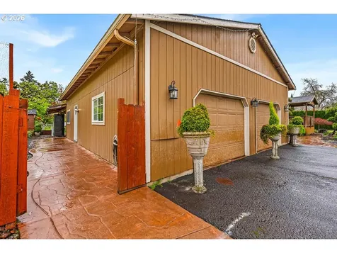 23501 NE Sunnycrest Road Newberg OR 97132