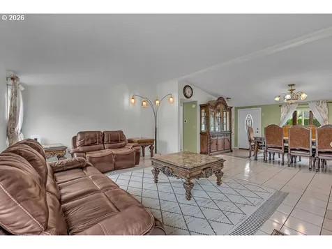 23501 NE Sunnycrest Road Newberg OR 97132