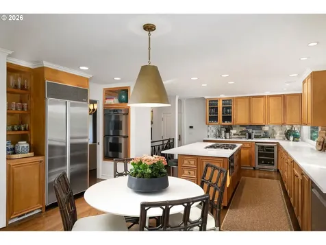 722 SW Westwood Drive Portland OR 97239