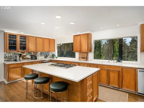 722 SW Westwood Drive Portland OR 97239