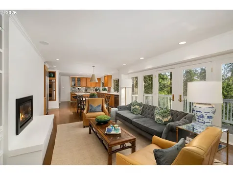 722 SW Westwood Drive Portland OR 97239