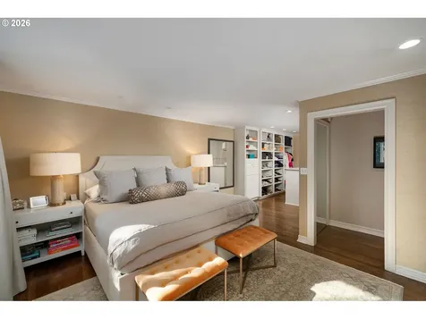 722 SW Westwood Drive Portland OR 97239