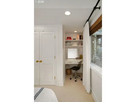 722 SW Westwood Drive Portland OR 97239