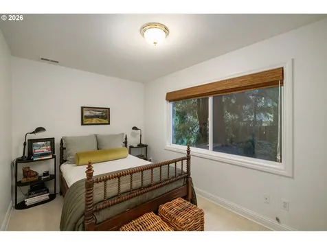 722 SW Westwood Drive Portland OR 97239