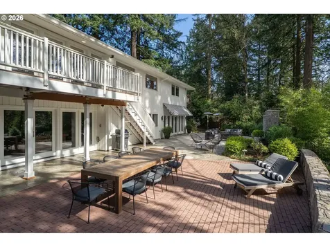 722 SW Westwood Drive Portland OR 97239