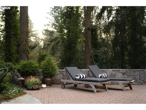 722 SW Westwood Drive Portland OR 97239
