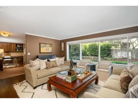 722 SW Westwood Drive Portland OR 97239
