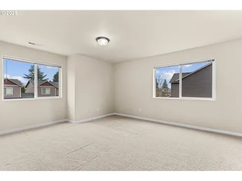 52215 SE Tussing Way Scappoose OR 97056
