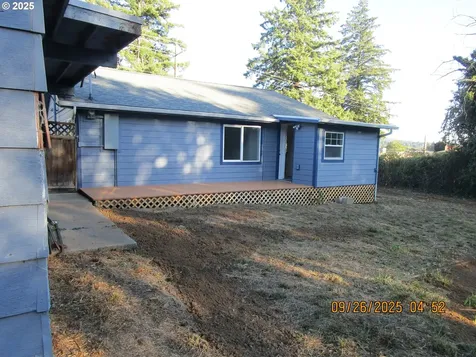 1623 N Fir Street Coquille OR 97423