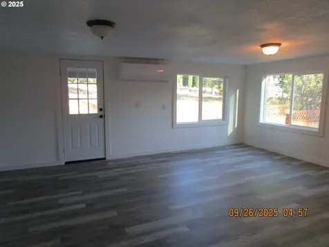 1623 N Fir Street Coquille OR 97423