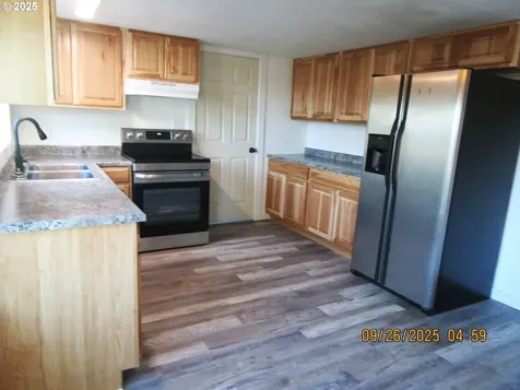 1623 N Fir Street Coquille OR 97423