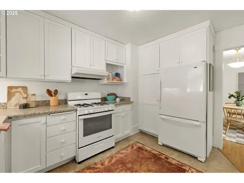 3723 NE 21st Avenue Portland OR 97212