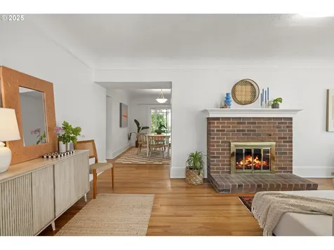 3723 NE 21st Avenue Portland OR 97212