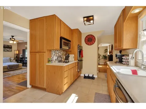 121 W 10th Street The Dalles OR 97058