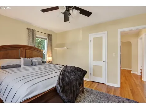 121 W 10th Street The Dalles OR 97058