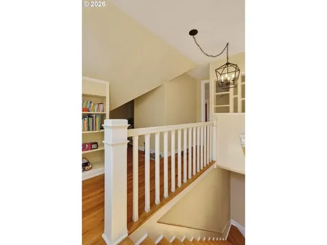 121 W 10th Street The Dalles OR 97058