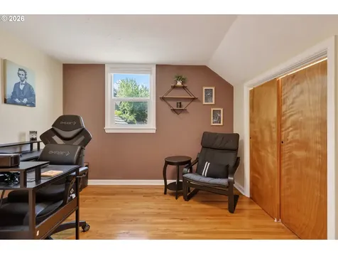 121 W 10th Street The Dalles OR 97058