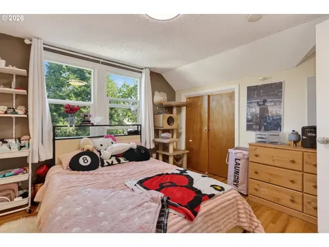 121 W 10th Street The Dalles OR 97058