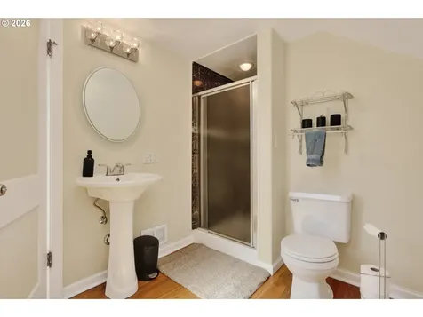 121 W 10th Street The Dalles OR 97058