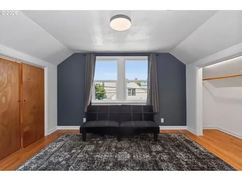 121 W 10th Street The Dalles OR 97058