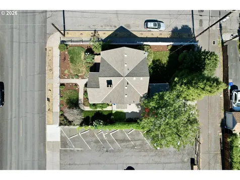 121 W 10th Street The Dalles OR 97058