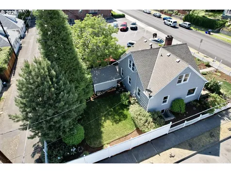 121 W 10th Street The Dalles OR 97058